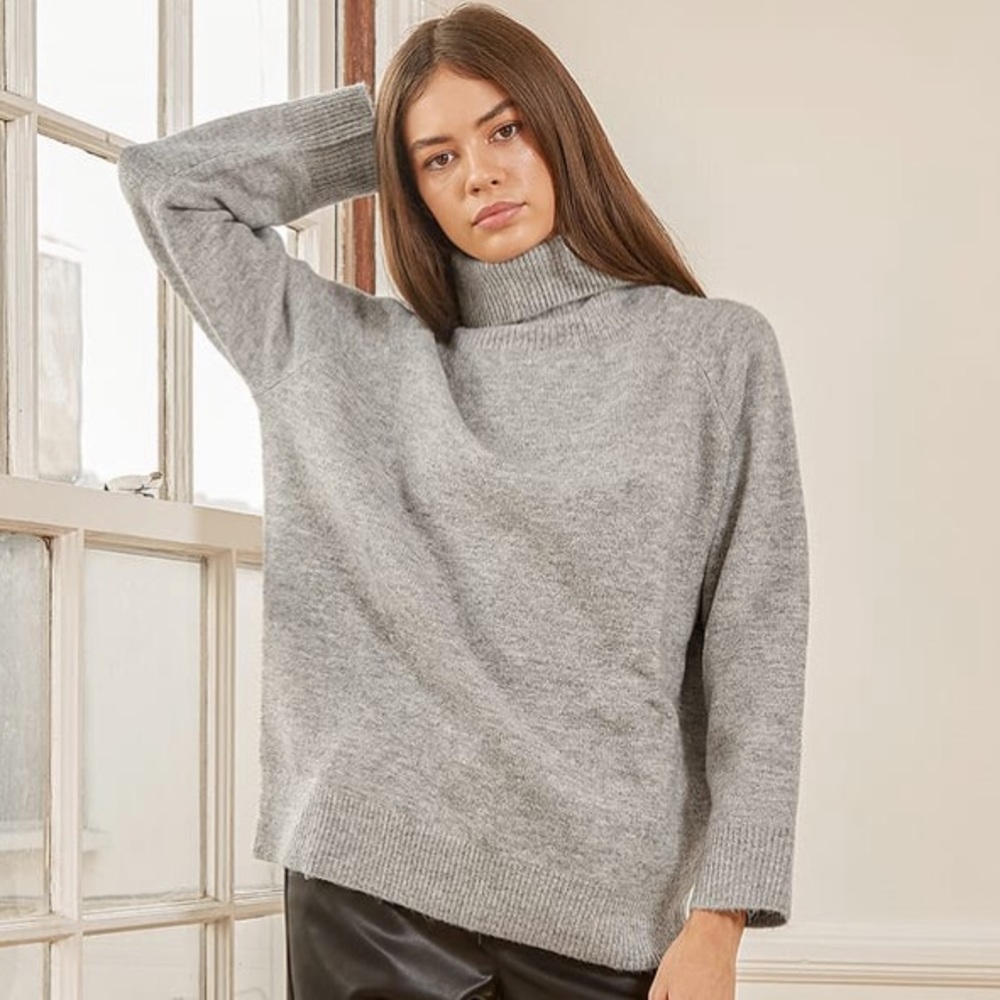 Fall for This Heather Grey Turtleneck Sweater